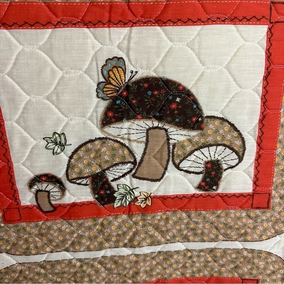 Vintage 70s Mushroom Quilted Pillowcase or Quilt Starter 6 Squares RARE Brown - Picture 5 of 8